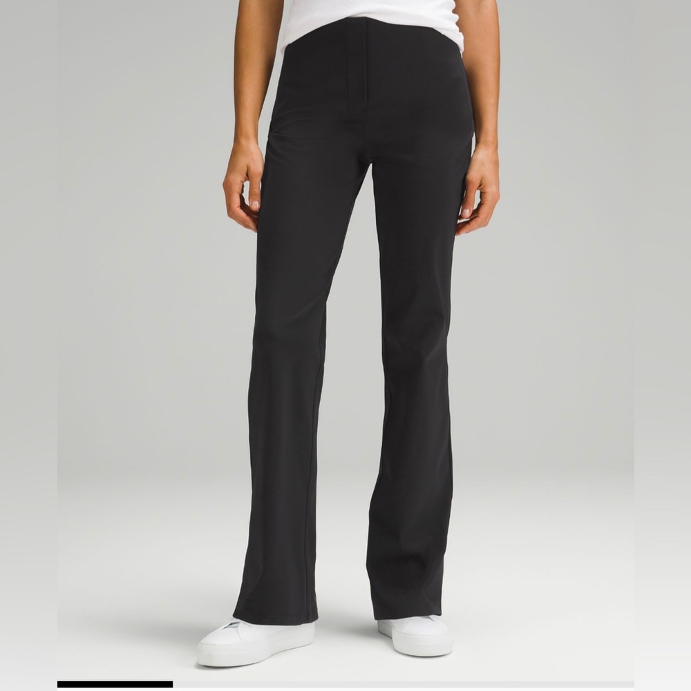 Excellent condition Lululemon Smooth Fit Pull-On High Rise Pant